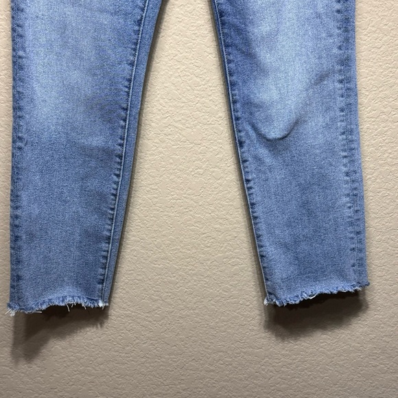 Driftwood Light Wash Meg Classic Fit Raw Hem Cropped Jeans Women’s 26 Button Fly - Picture 6 of 11